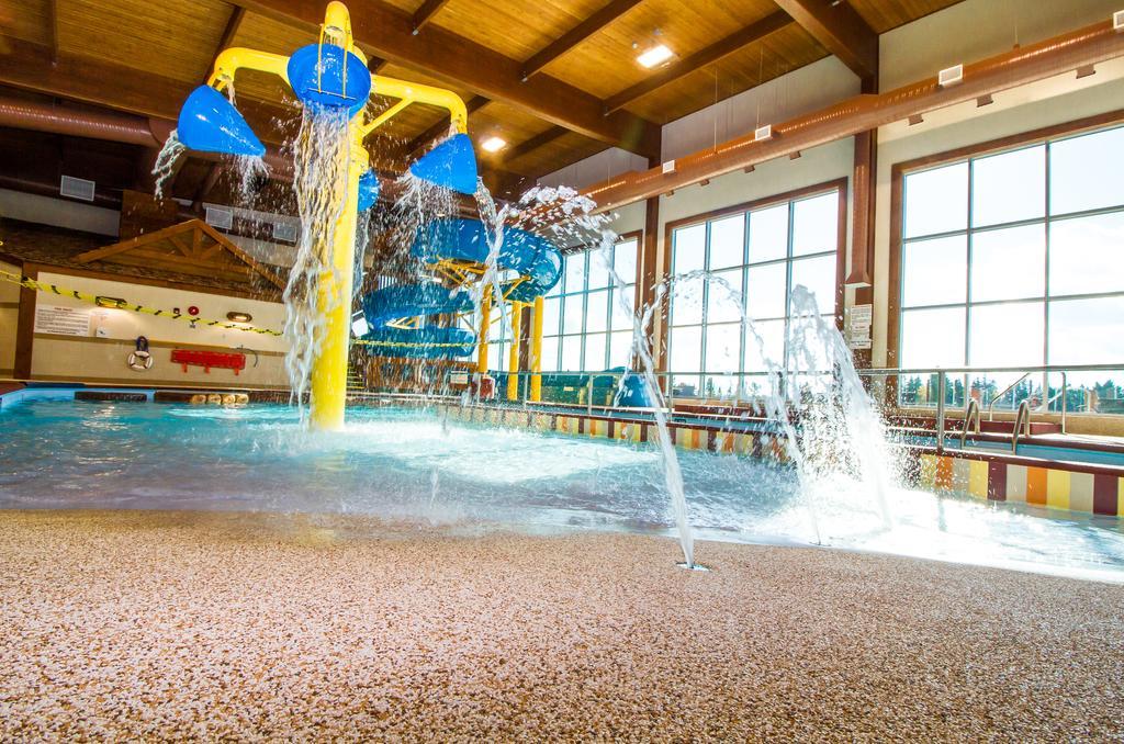 Elkhorn Resort, Spa, And Conference Centre Wasagaming Luaran gambar