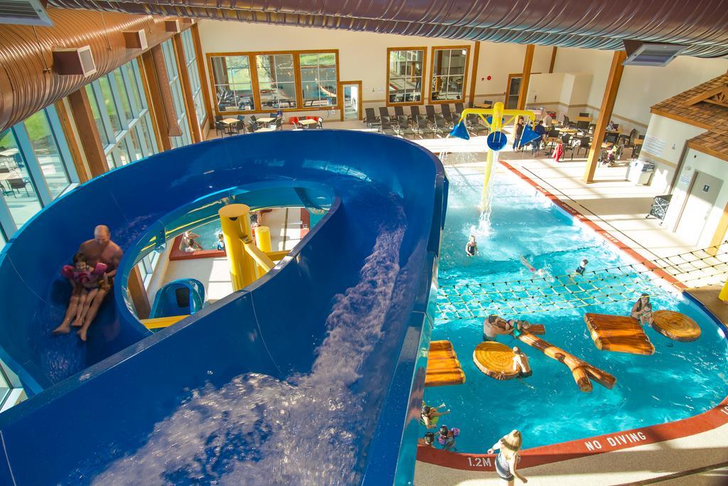 Elkhorn Resort, Spa, And Conference Centre Wasagaming Luaran gambar