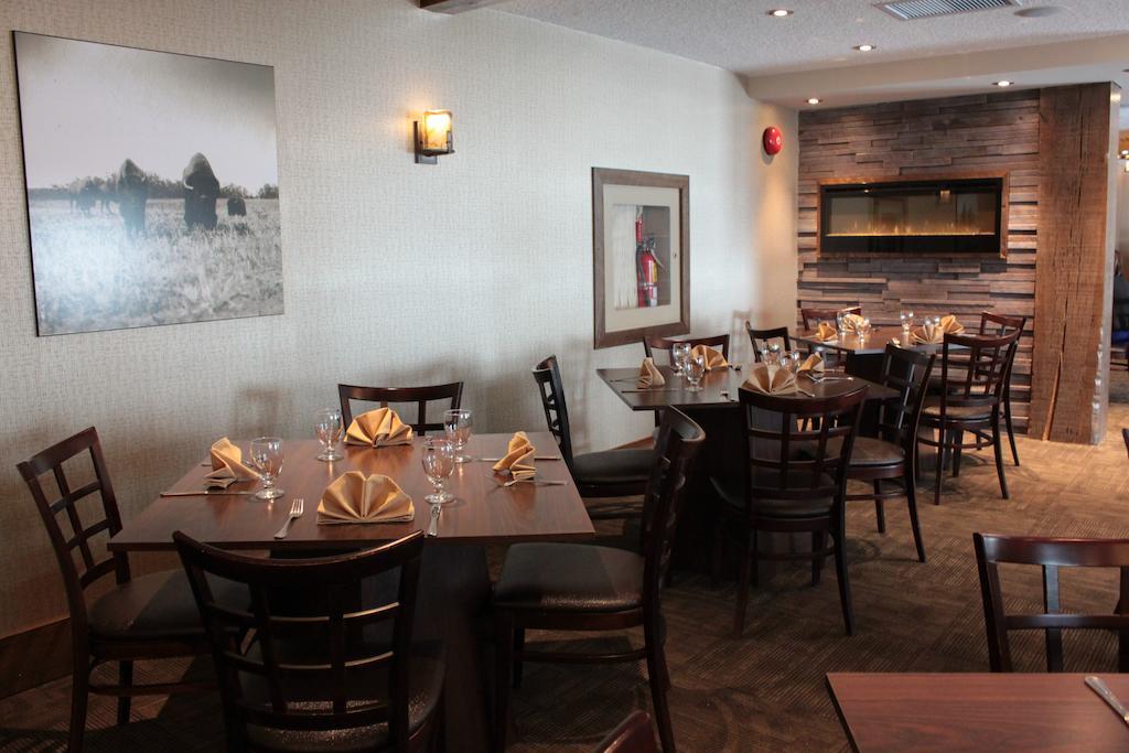 Elkhorn Resort, Spa, And Conference Centre Wasagaming Luaran gambar