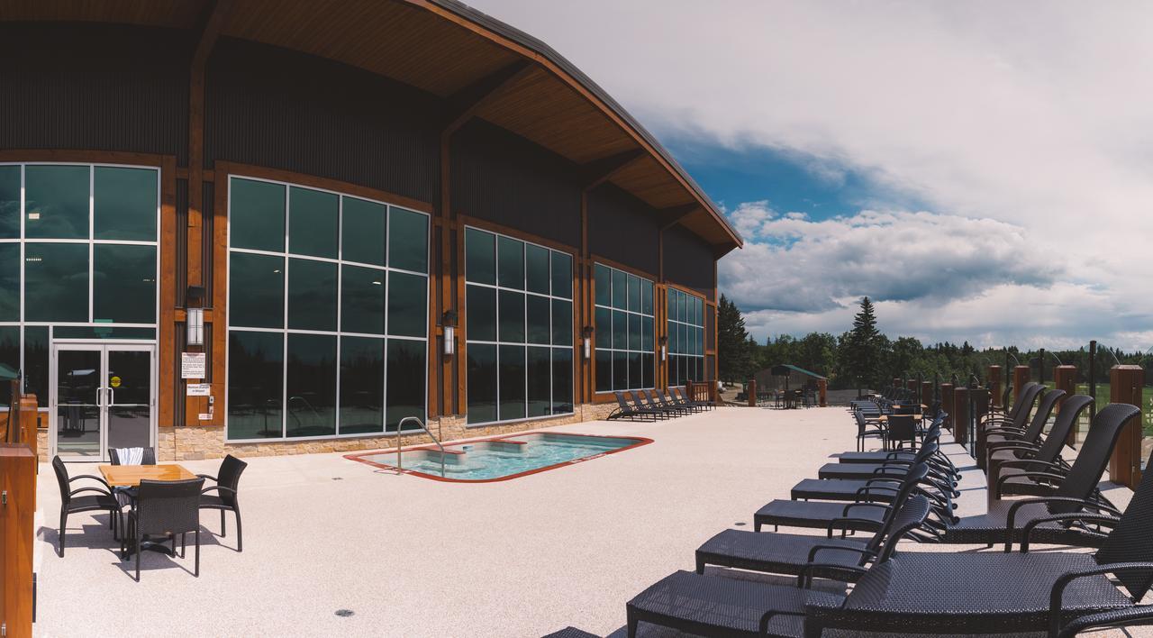 Elkhorn Resort, Spa, And Conference Centre Wasagaming Luaran gambar