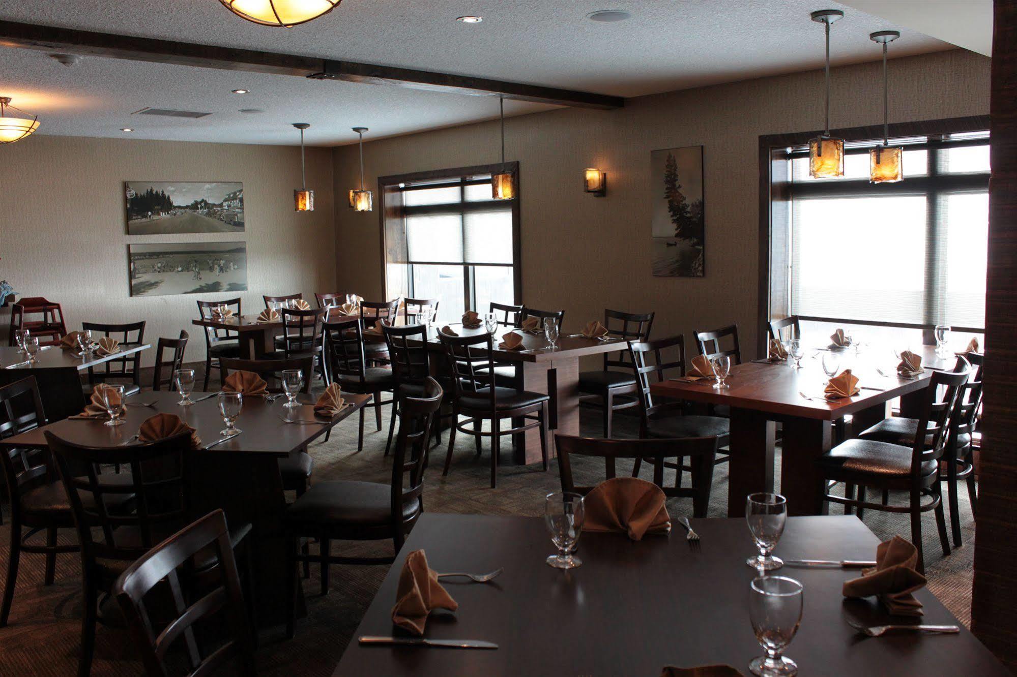 Elkhorn Resort, Spa, And Conference Centre Wasagaming Luaran gambar