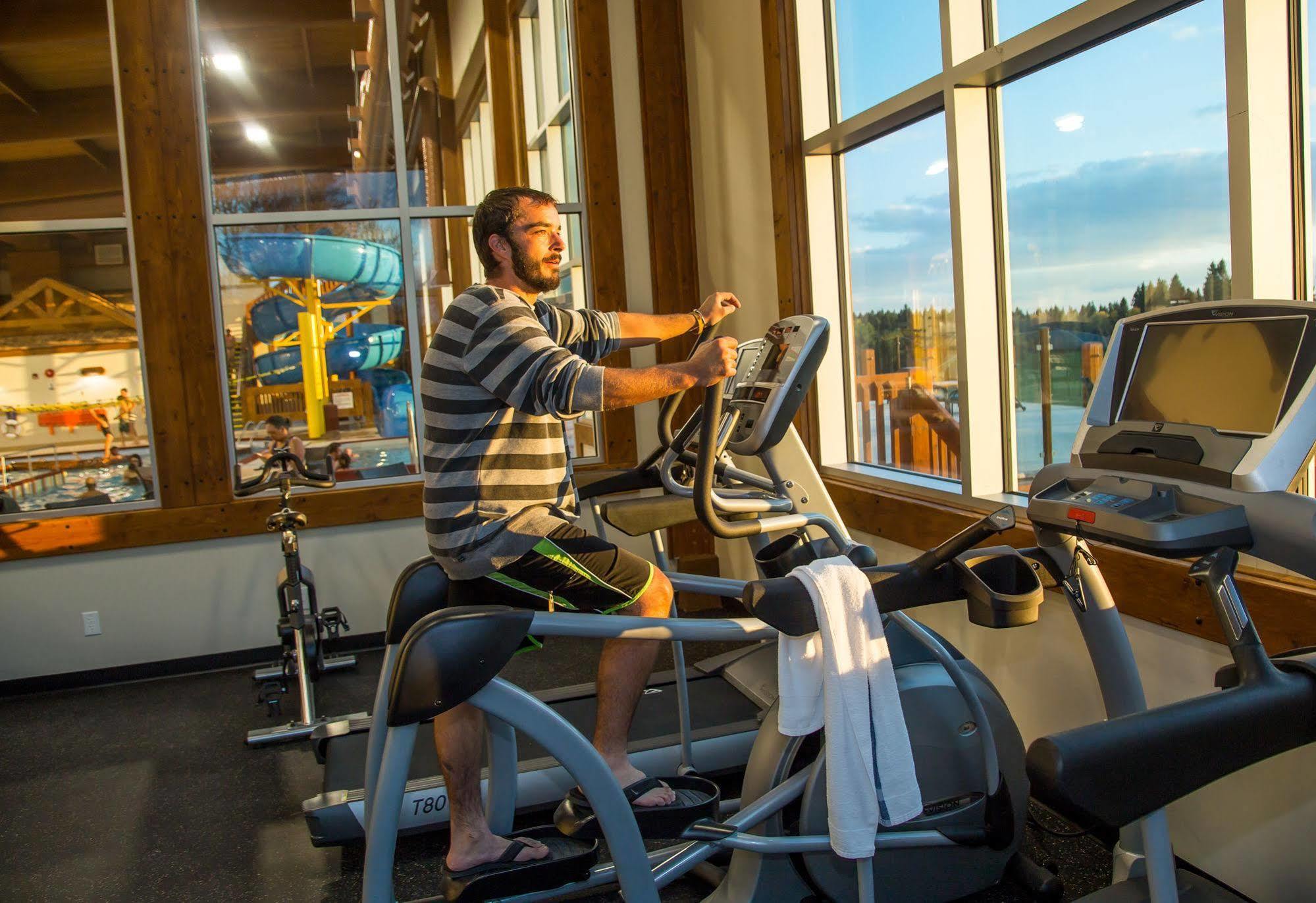 Elkhorn Resort, Spa, And Conference Centre Wasagaming Luaran gambar